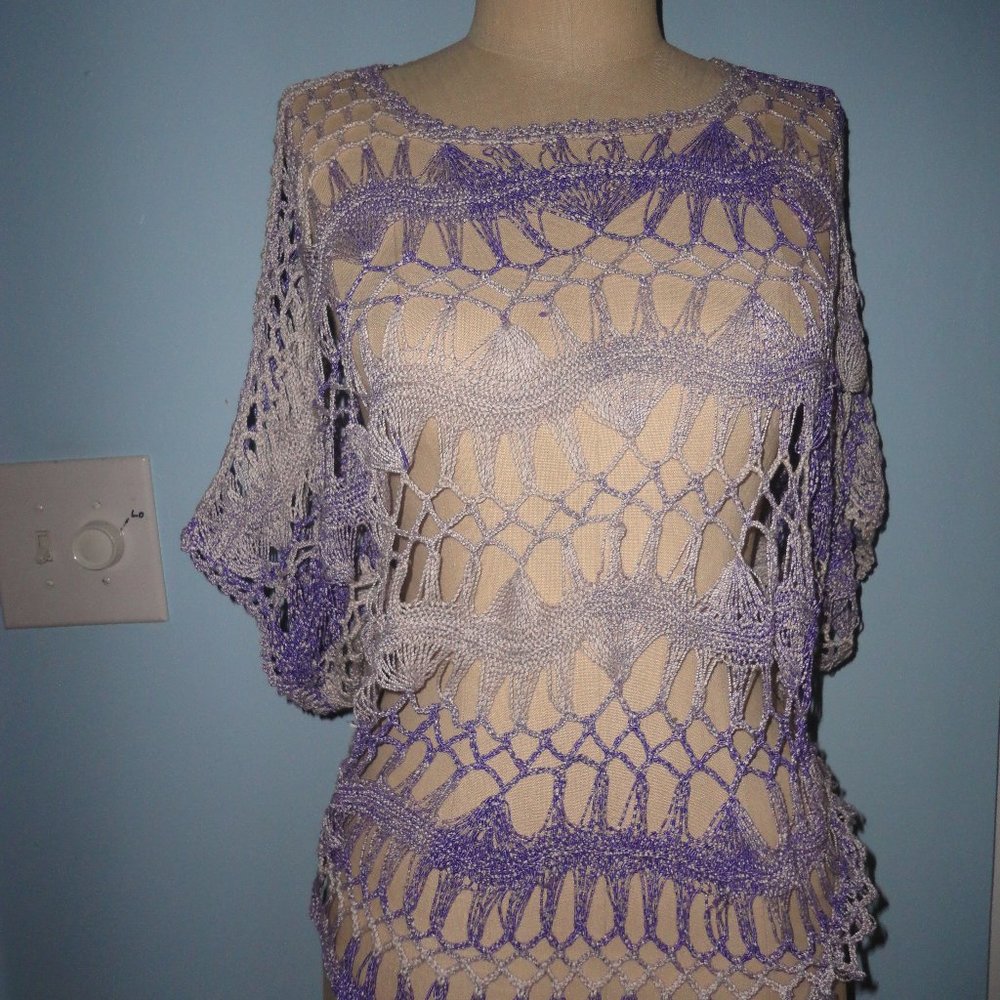 CHICO'S CROCHET OVERLAY      PURPLE AND WHITE    CHICO SIZE 1